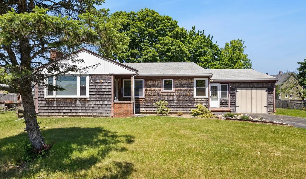 55 Orchard Ave, Brockton