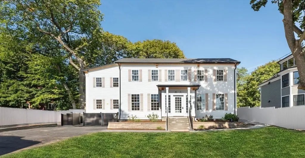 21 Fayette #1, Watertown