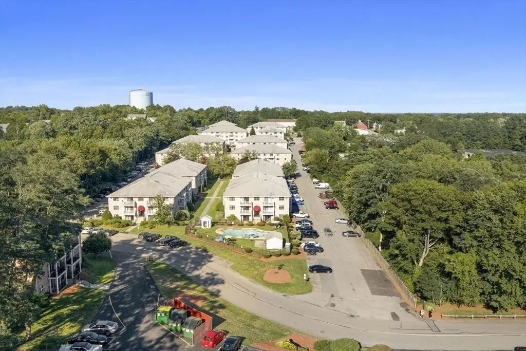24 Kenmar Dr #239, Billerica