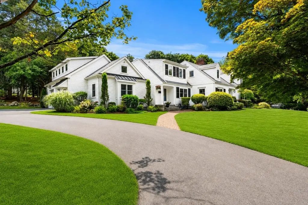 23 Pleasant Valley Rd, Westwood