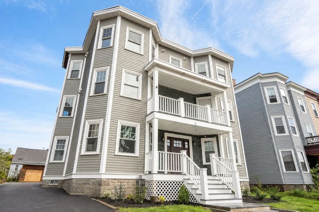 679 Columbia Road #3, Boston