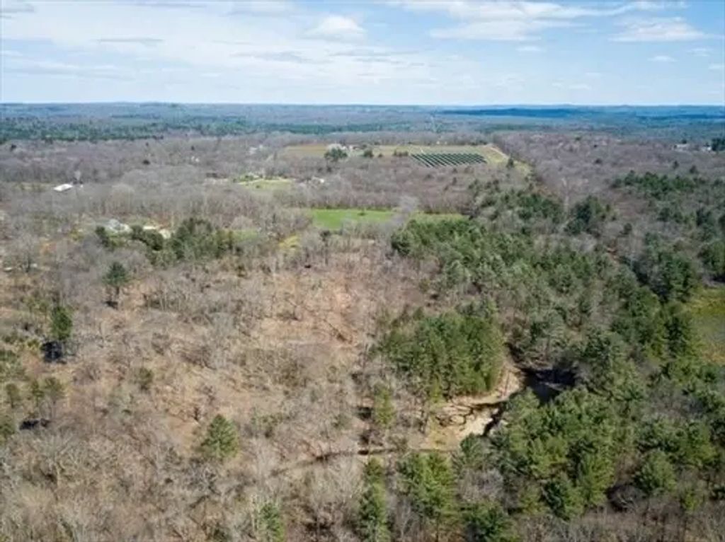 138 Ragged Hill Rd, West Brookfield