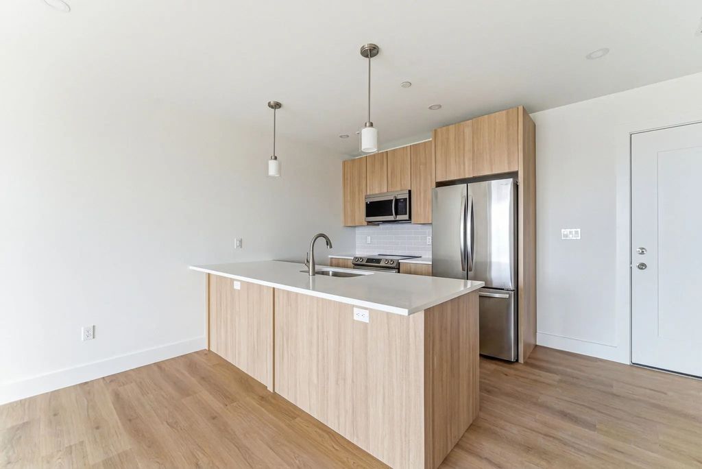 1035 Commonwealth Ave #604, Boston