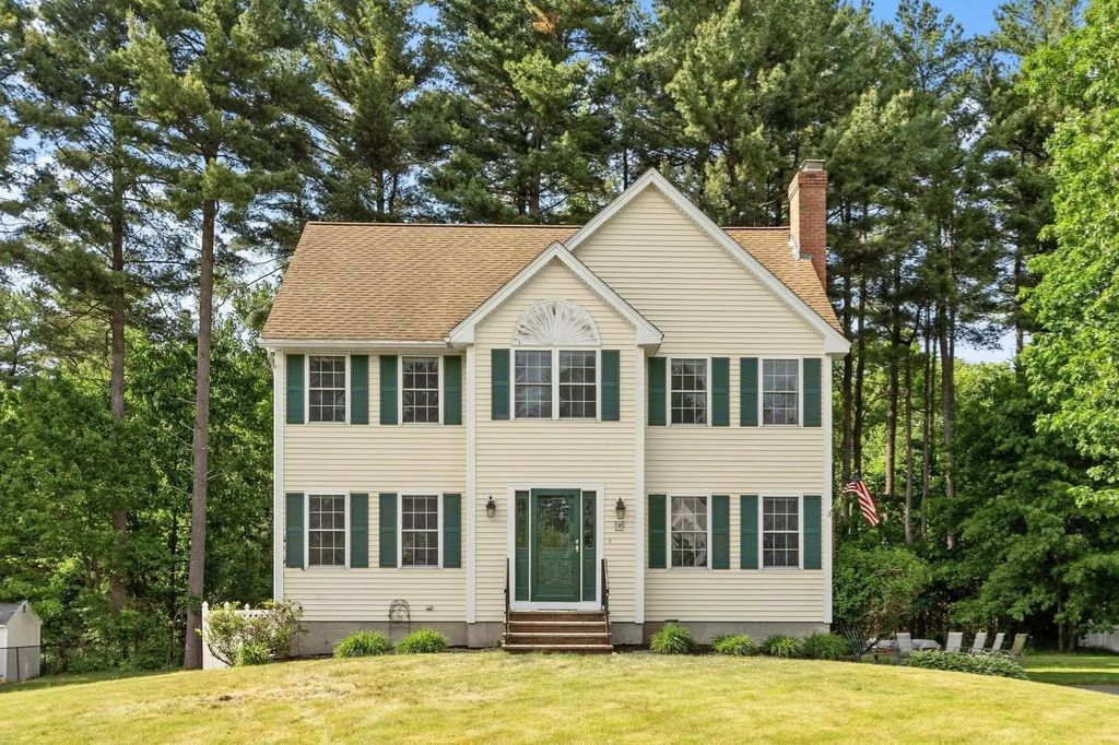 135 Jennies Way, Tewksbury