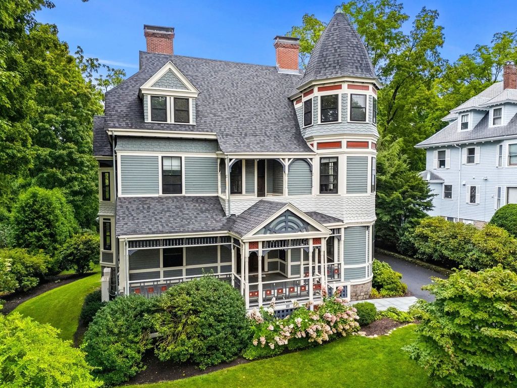 44 Putnam Street, Newton