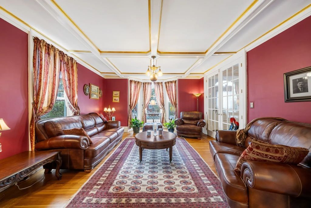 47 Highland Ave, Haverhill