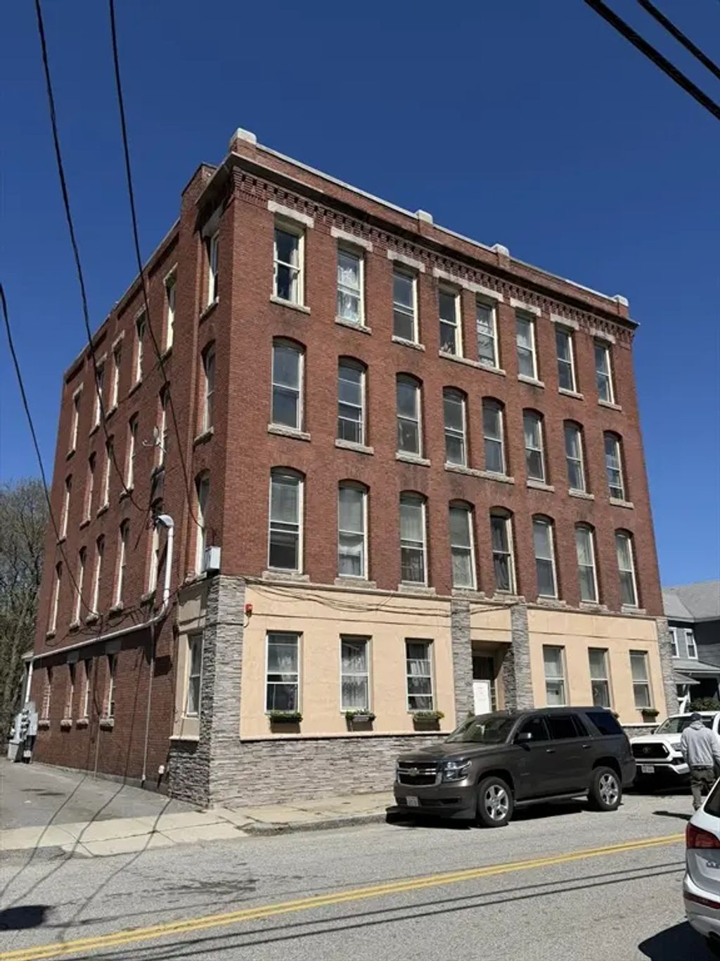 112 School, Clinton