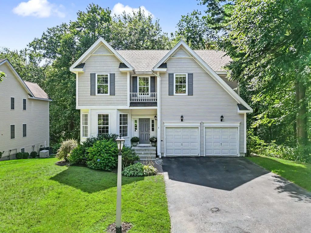 8 Southwood Dr #8, Southborough
