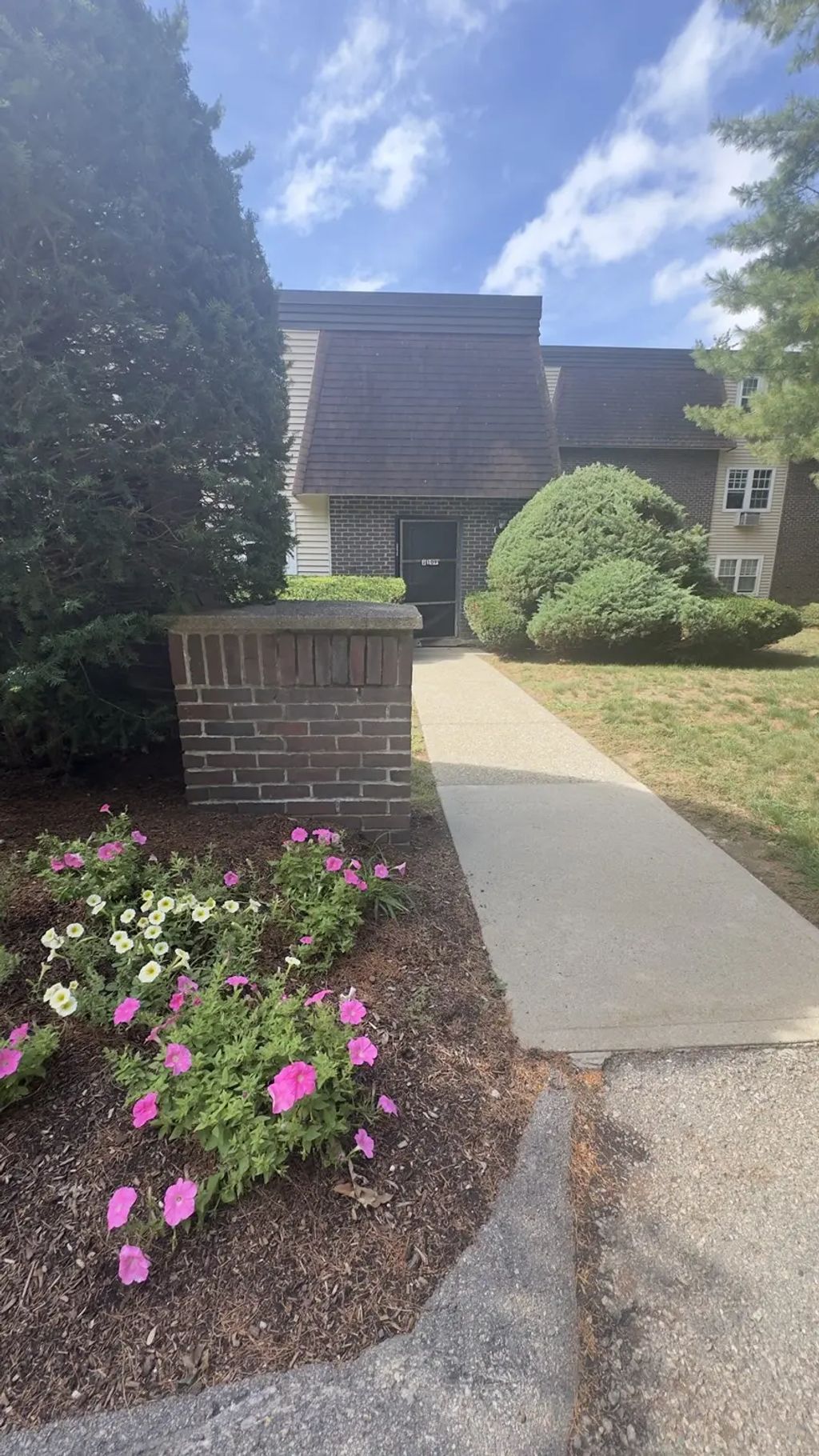 180 Main St #1109, Bridgewater