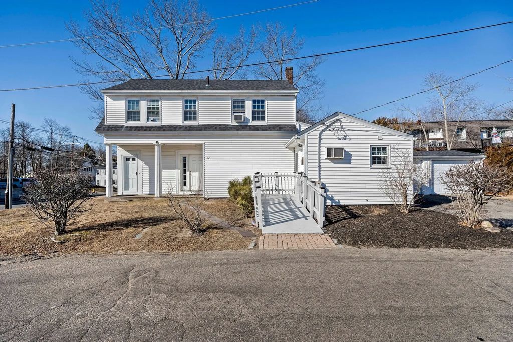 17 North Ave, Rockland