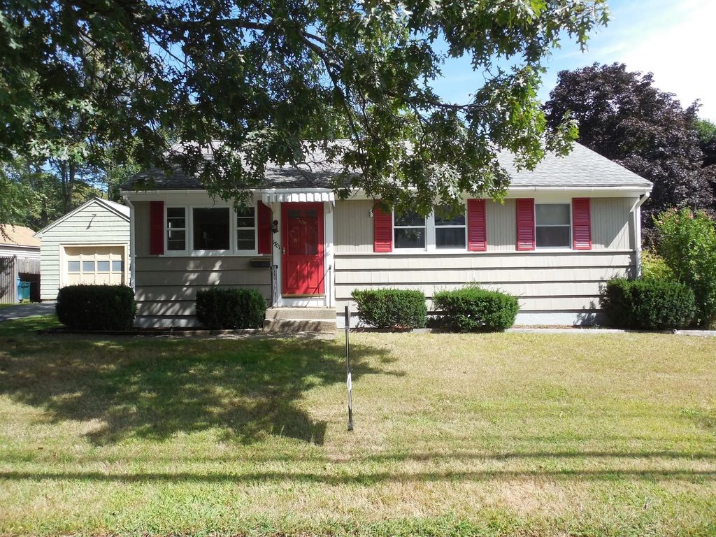 1701 Trapelo Rd #1, Waltham