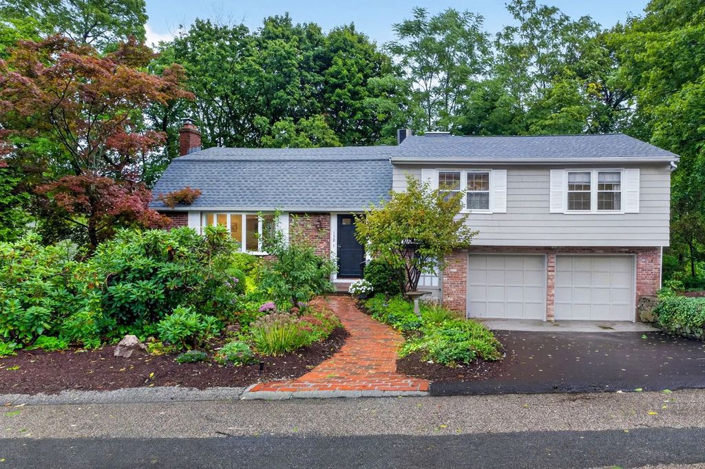 130 Moss Hill Rd, Boston