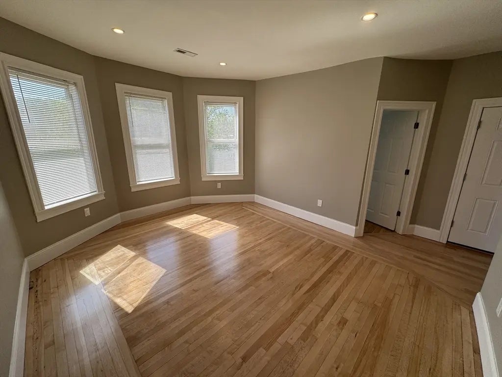 29 Cameron Ave #3, Somerville