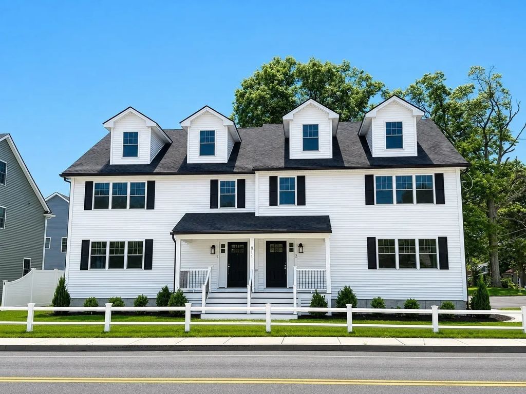 811 Main St #1, Tewksbury