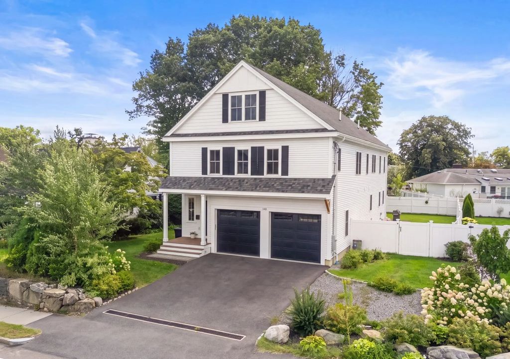 148 Main St, Waltham