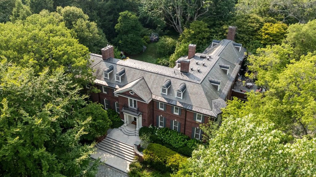 381 Warren Street, Brookline