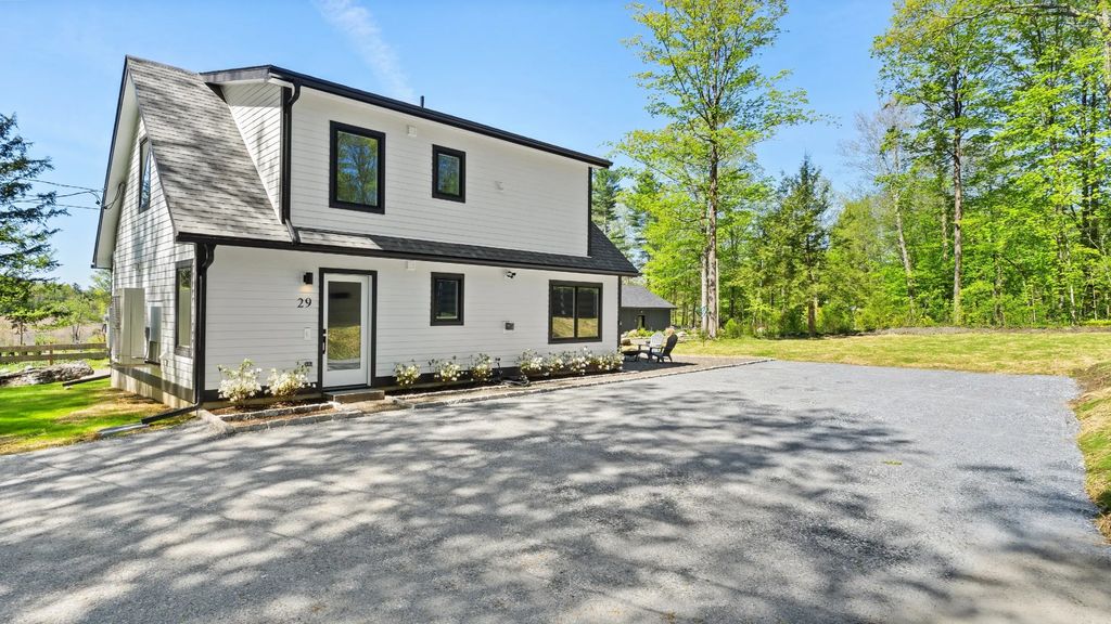 29 Chestnut Road, Richmond