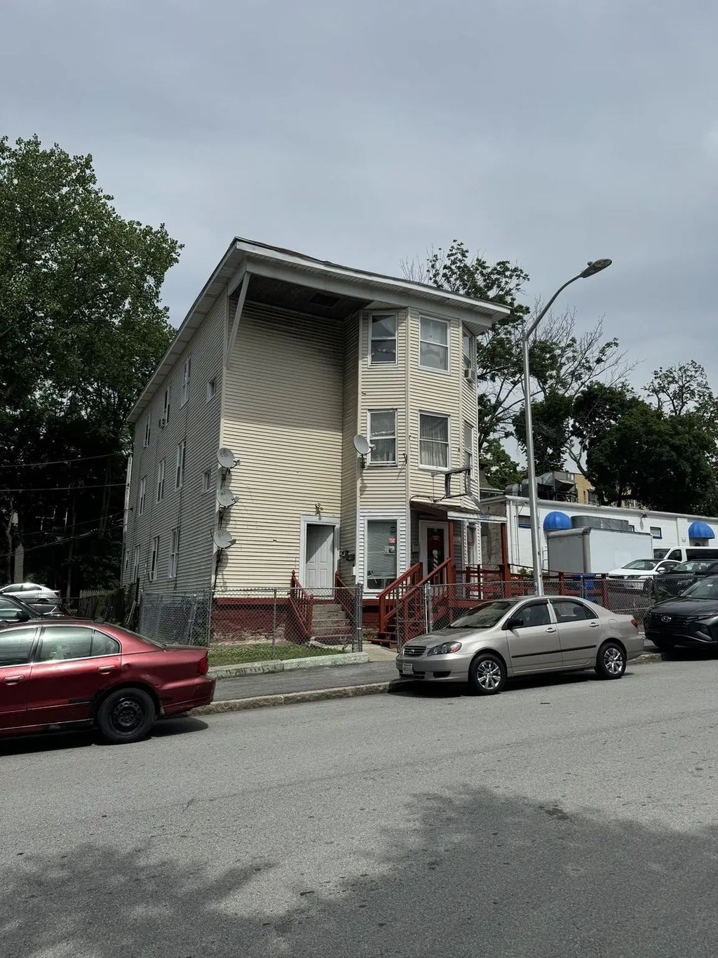 6 Piedmont St, Worcester