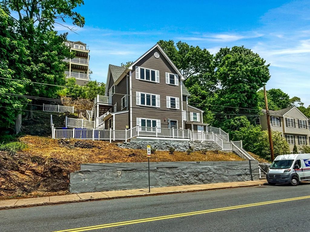 468 Salem St, Malden