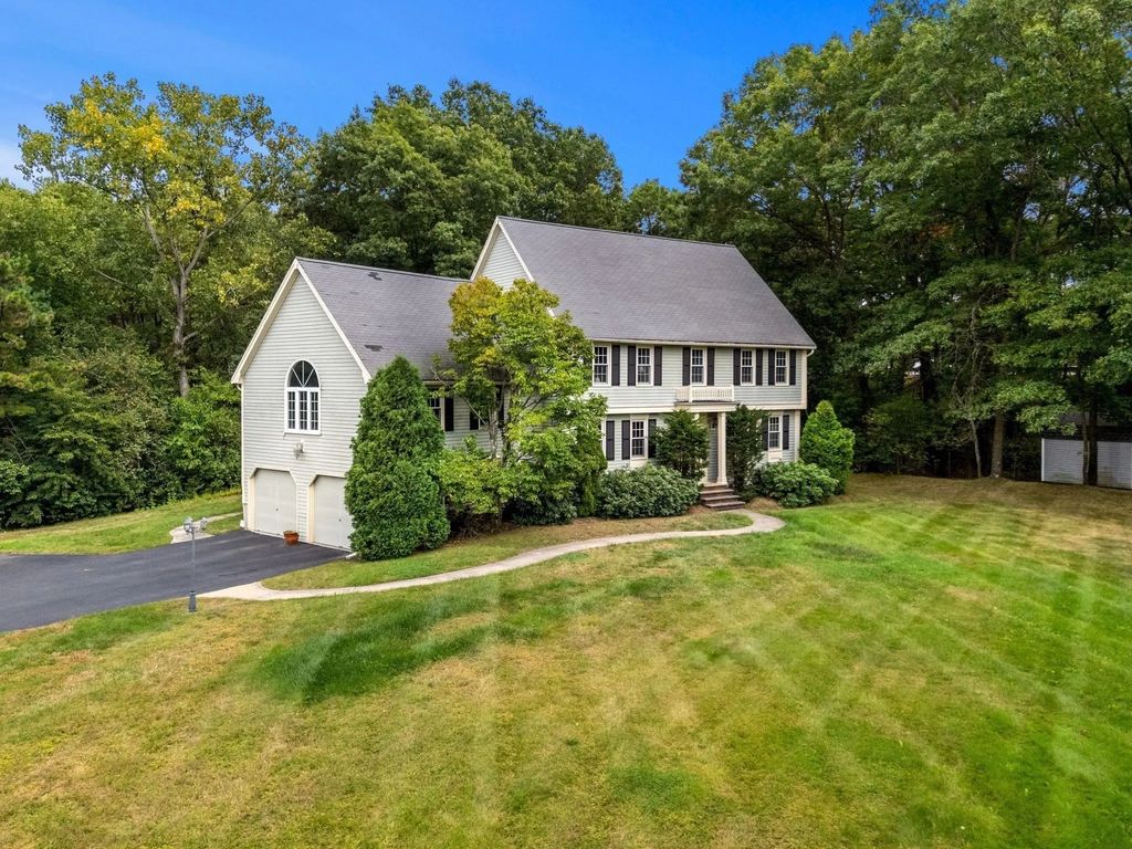 19 Noel Rd, Andover