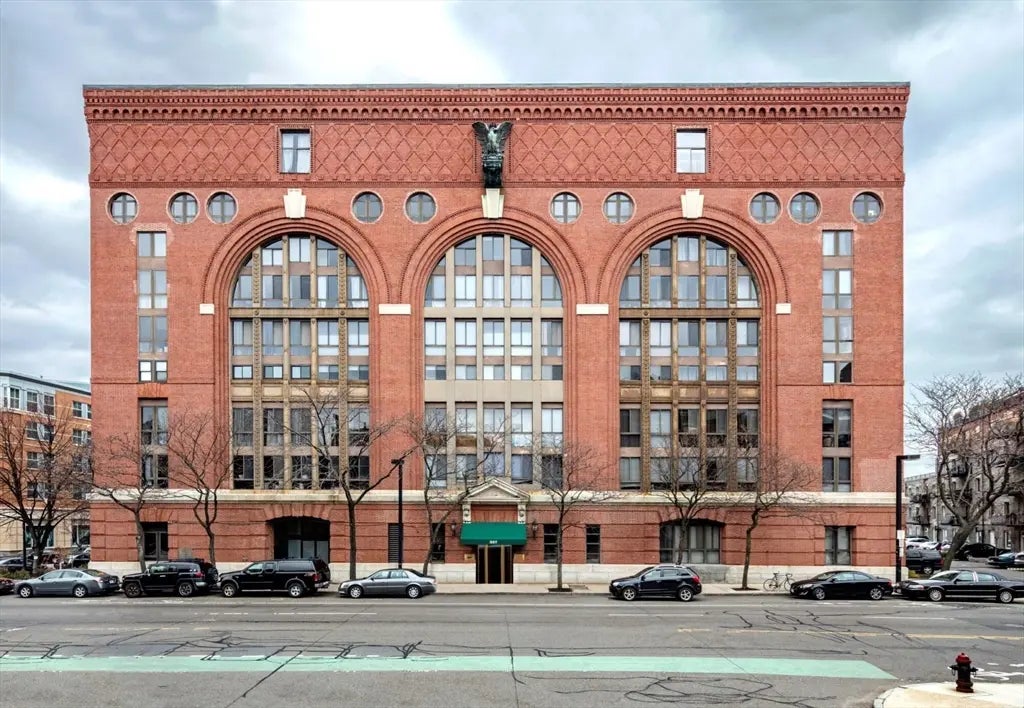 357 Commercial St #116, Boston