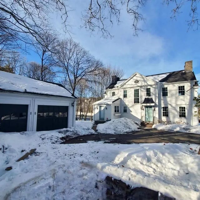 315 Lake Street, Arlington