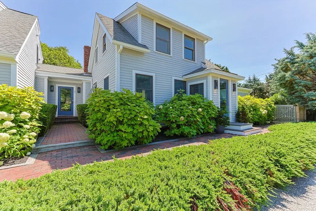 73 Franklin Street #1, Provincetown