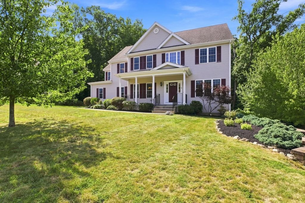 9 Forbes Rd, Hudson
