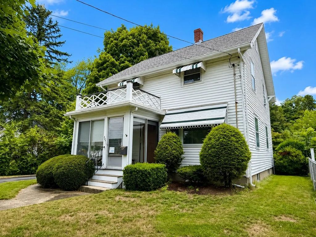 244 Grant St, Framingham
