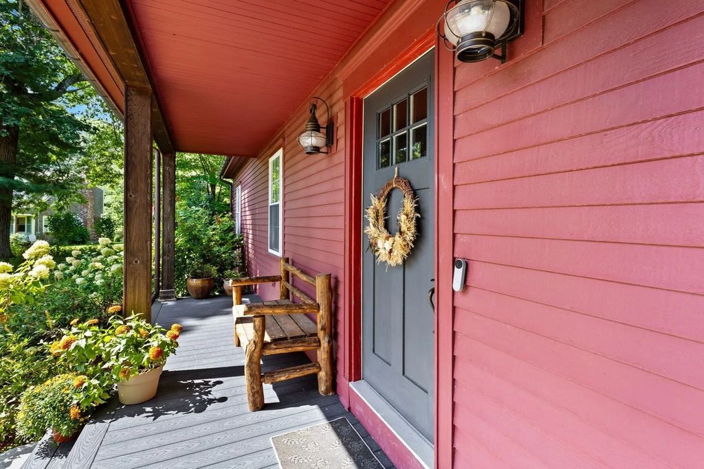 3 Faria Farm Rd, Berkley