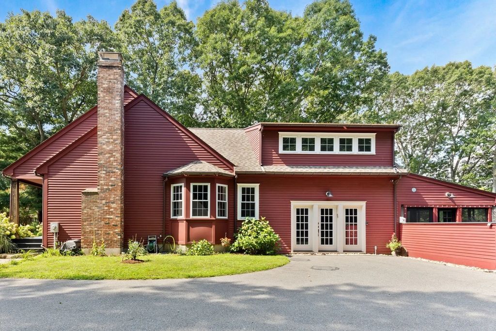 3 Faria Farm Rd, Berkley
