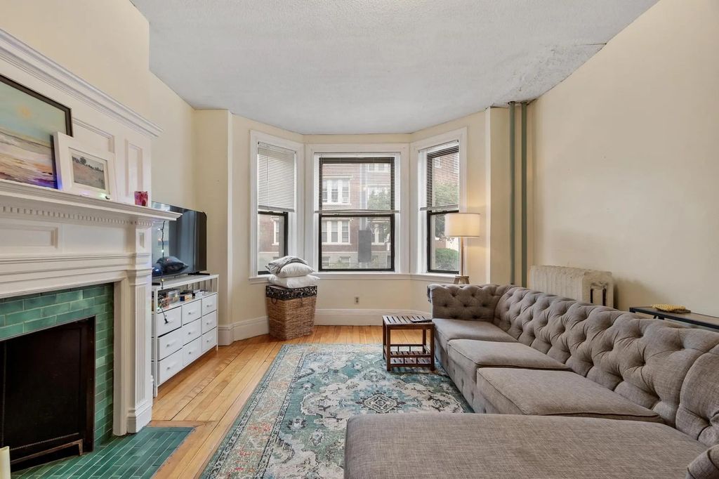 16 Glenville Ave #1, Boston