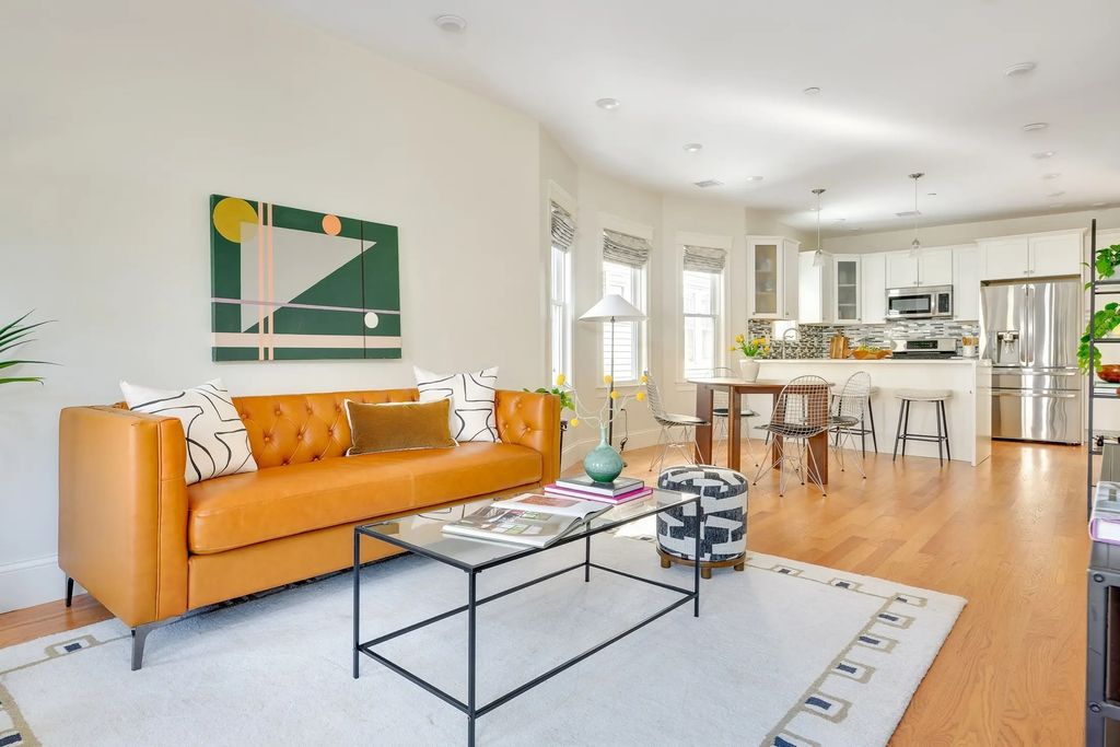 102 Conwell Ave #2, Somerville