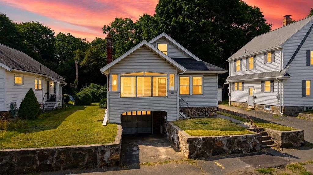 254 Lynnfield St, Lynn