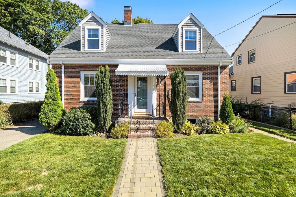 31 Zeller St, Boston