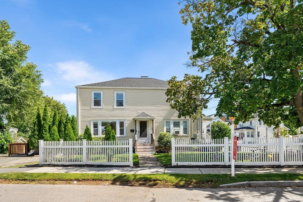5 Falmouth Rd, Watertown