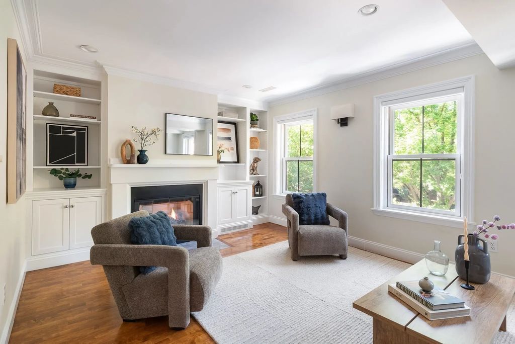7 Ringgold St #2, Boston