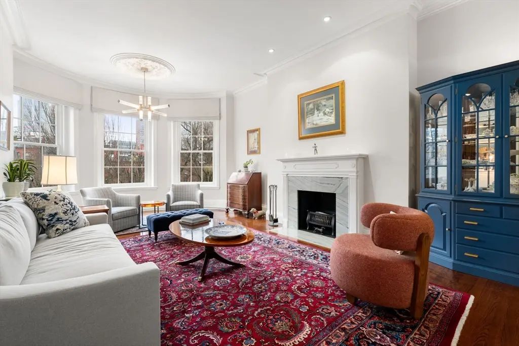 205 Commonwealth Avenue #6, Boston