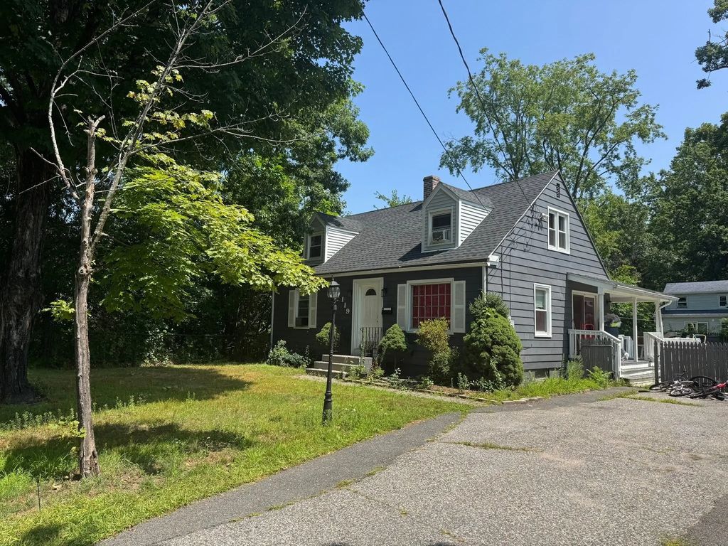 119 Massreco St, Springfield