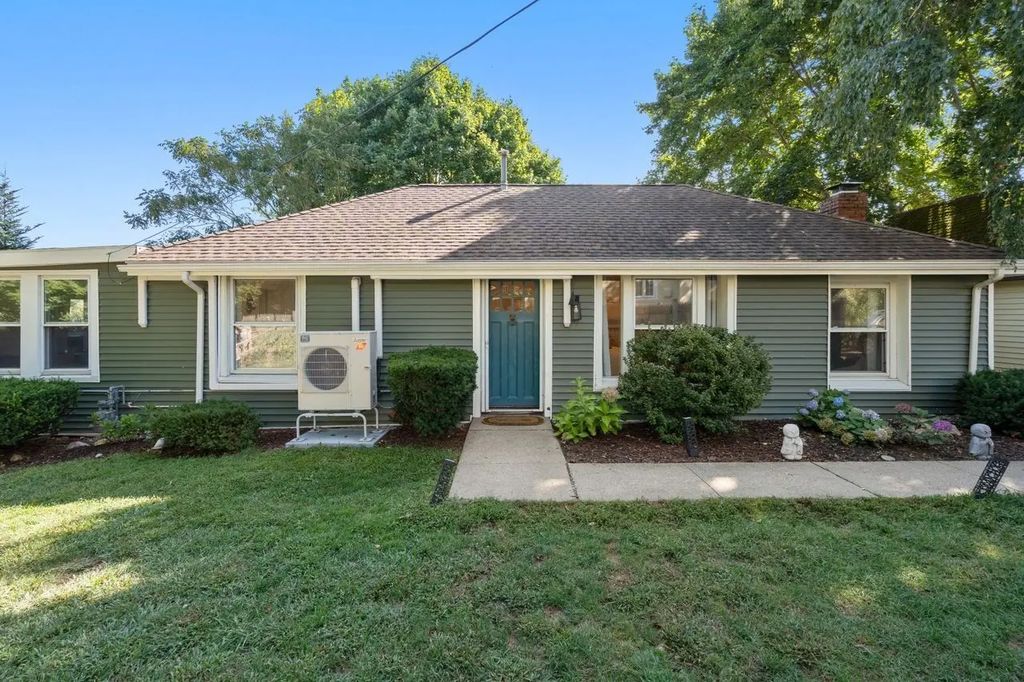 22 R Fay Road, Framingham