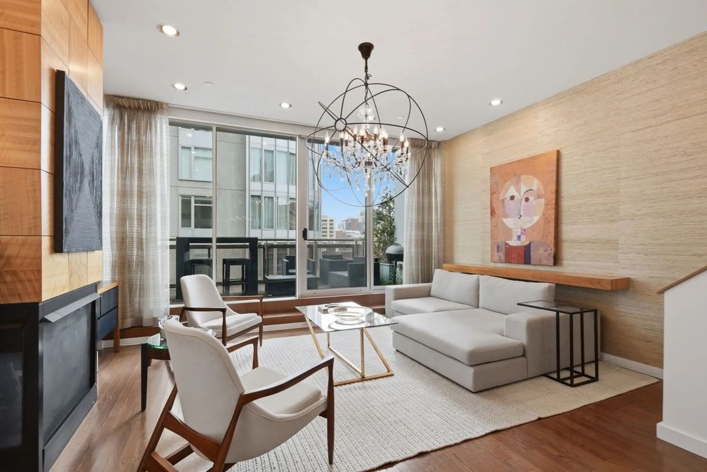 88 Kingston St #7c, Boston