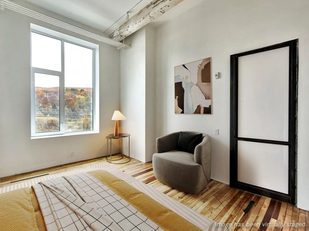 520 State Road #208, North Adams