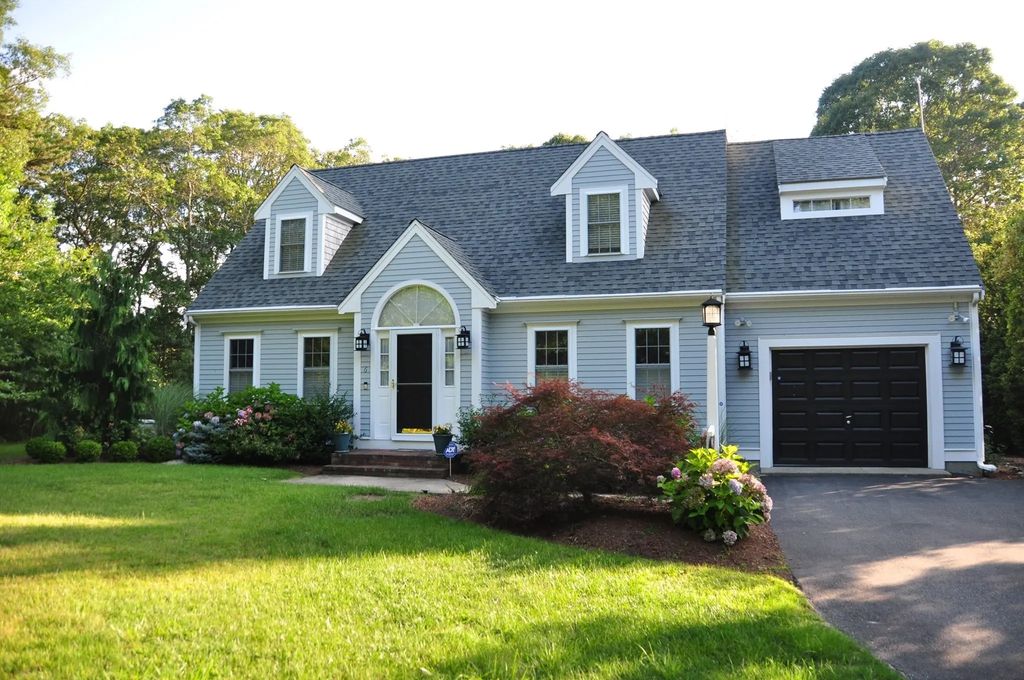 6 Country Club, Falmouth