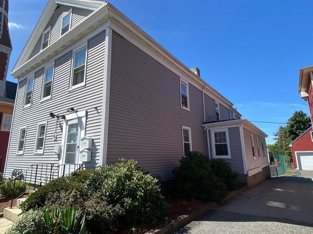 130 Rock Street, Fall River