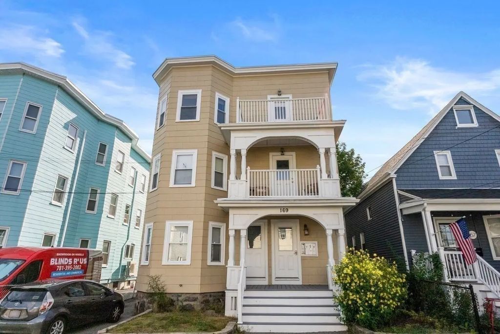 169 Sheridan Ave #3, Medford