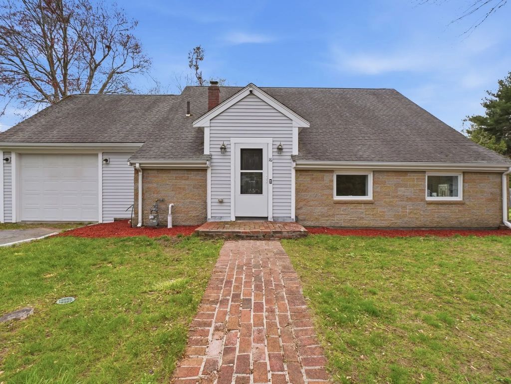 16 Beverly St, Dartmouth