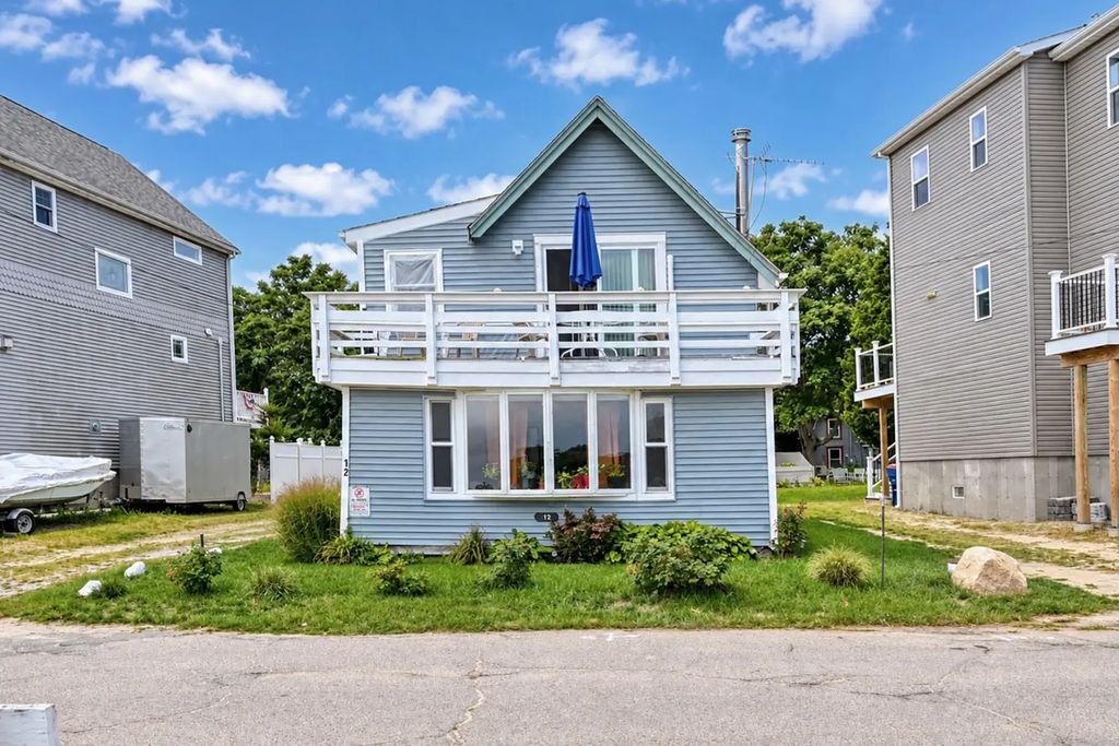 12 North Blvd, Wareham