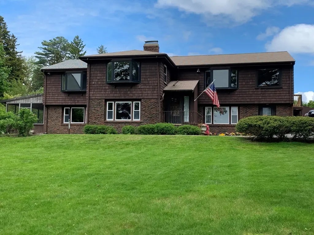 39 & 41 Woodbury St, Beverly