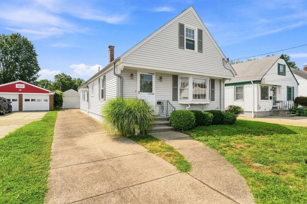 74 Isabella Ave, Providence