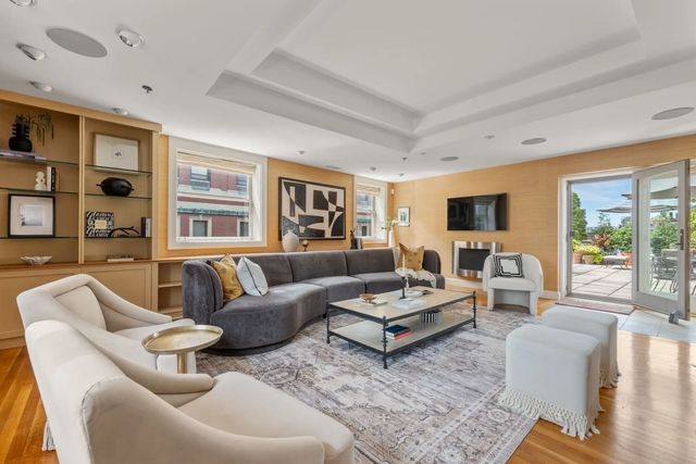 57 E Concord St #9, Boston